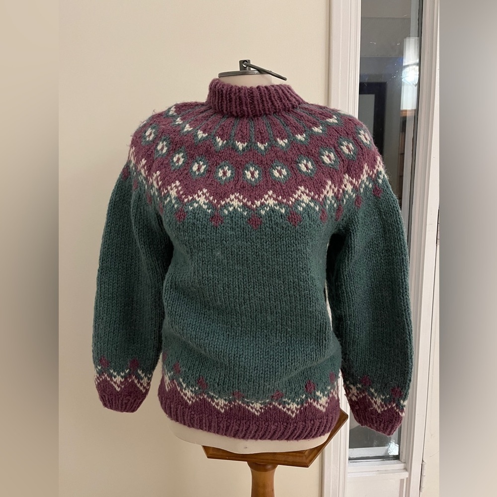 Vintage handmade chunky sweater size medium